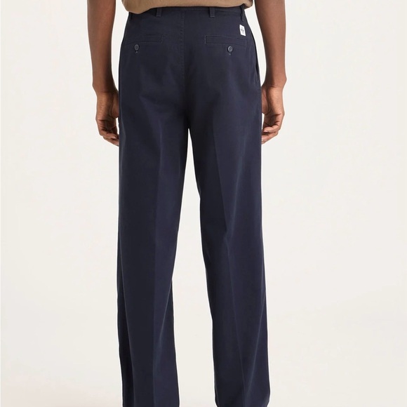 Dockers Other - Dockers Pleated Blue Navy Khaki Pants. 42x30